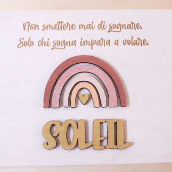 Cofanetto arcobaleno con incisione