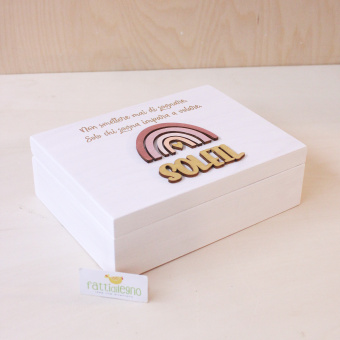 Cofanetto arcobaleno con incisione