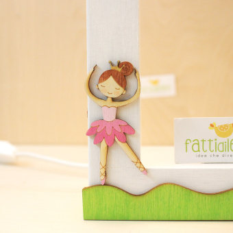 Lampada portalibro a tema ballerina